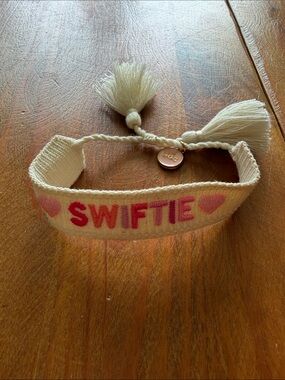 Swiftie Woven Bracelet with Pink Hearts EUC